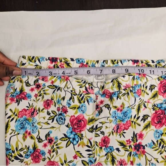 Steve Madden Women's Floral Pant. Size M - Picture 9 of 10